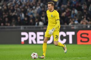 图片报：拜仁正考虑签下31岁德国门将邦曼，乌尔赖希预计将续约