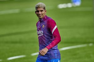 九游官方服务-阿劳霍：裁判没吹哨比赛就要继续 我现在感觉身体很好&amp;很有自信