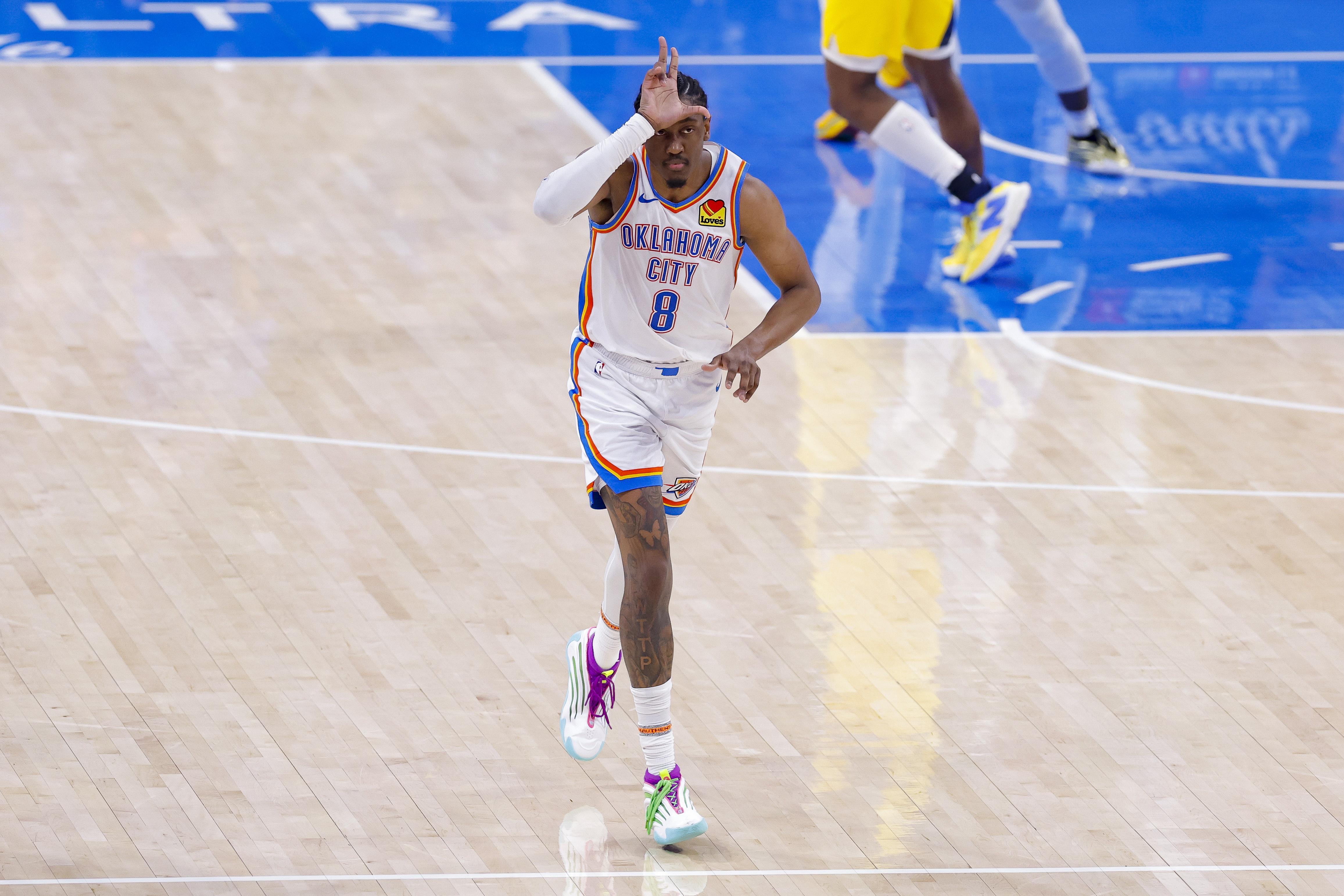 九游正版官网-杰伦威：刚进联盟时贝兹利在训练中的表现让我感觉无法在球队立足