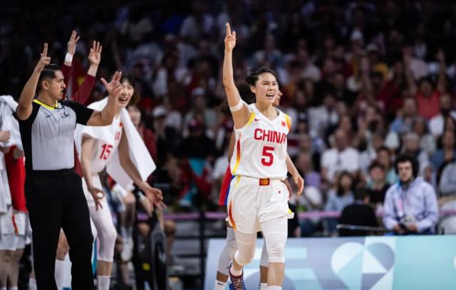 一战将净胜分拉回！中国女篮一只脚已经迈进八强